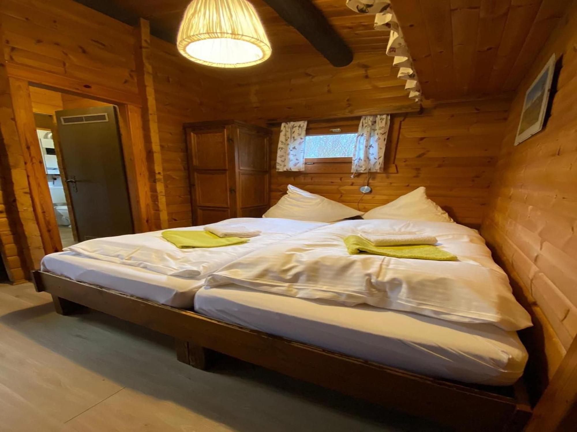 Cozy Holiday Home On A Horse Farm In The L Neburg Heath Eschede Exterior foto